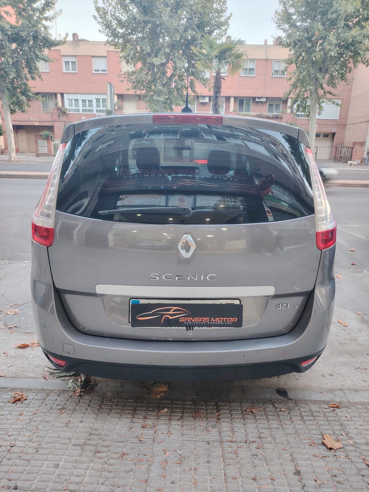 WhatsApp Image 2025-10-06 at 12.42.17 (1)