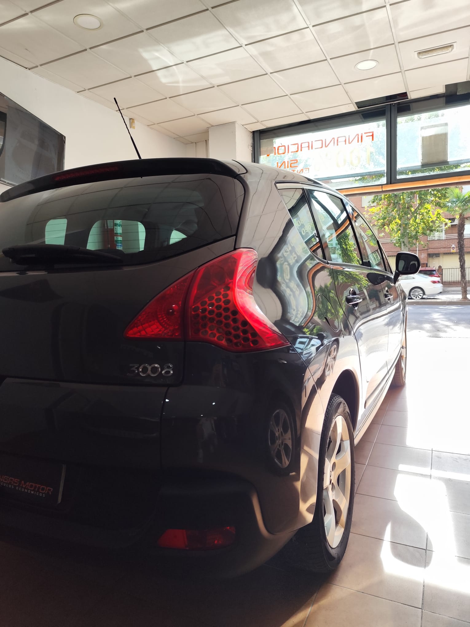 WhatsApp Image 2025-10-15 at 19.58.44 (1)