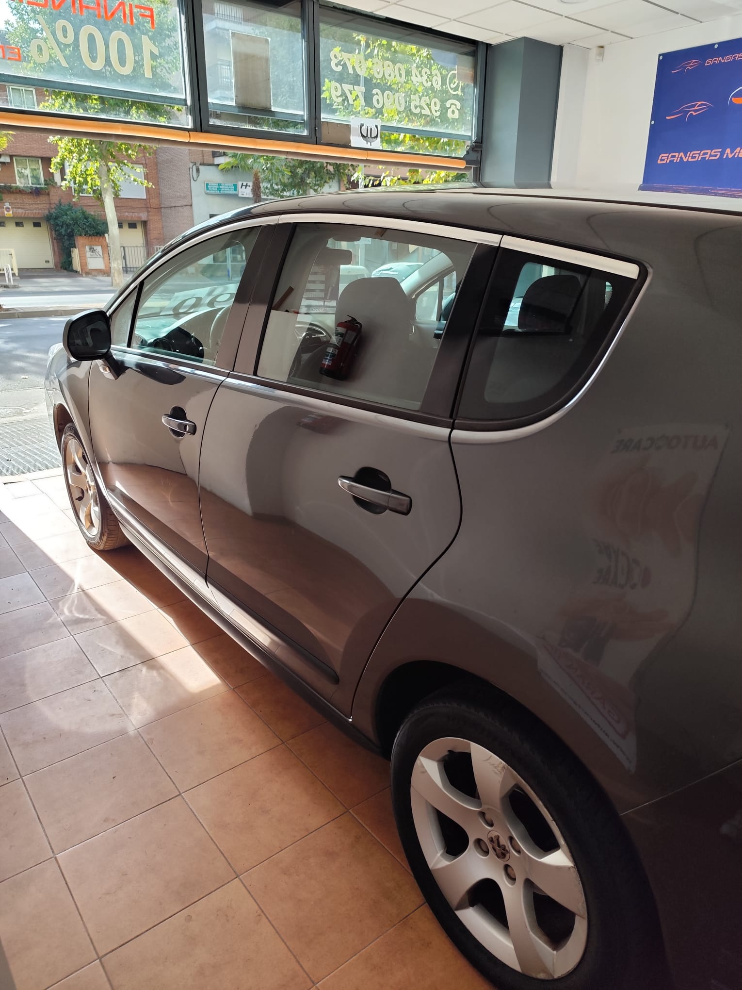 WhatsApp Image 2025-10-15 at 19.58.44 (2)