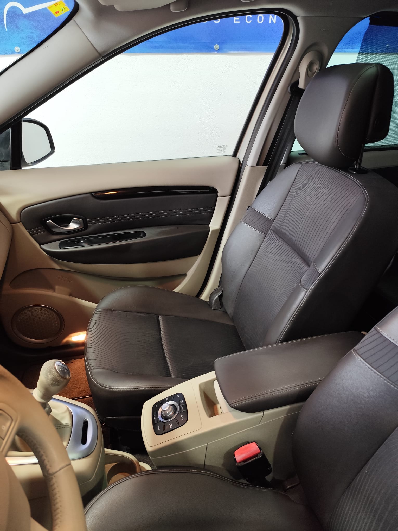 WhatsApp Image 2025-12-22 at 18.30.39 (2)