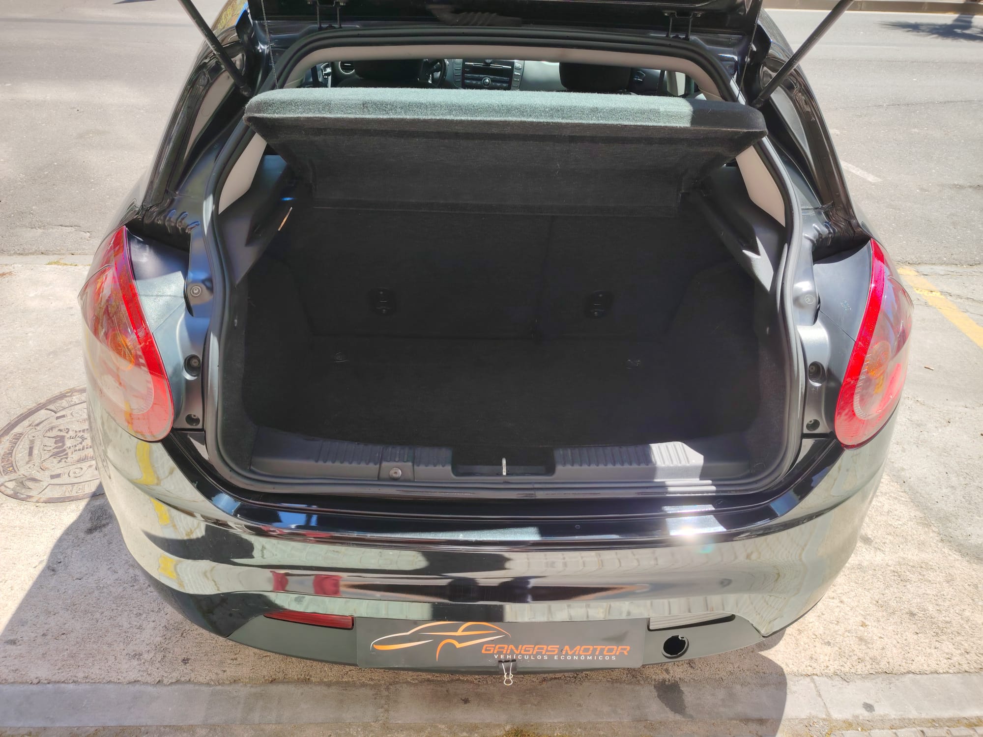 WhatsApp Image 2026-04-04 at 17.33.27