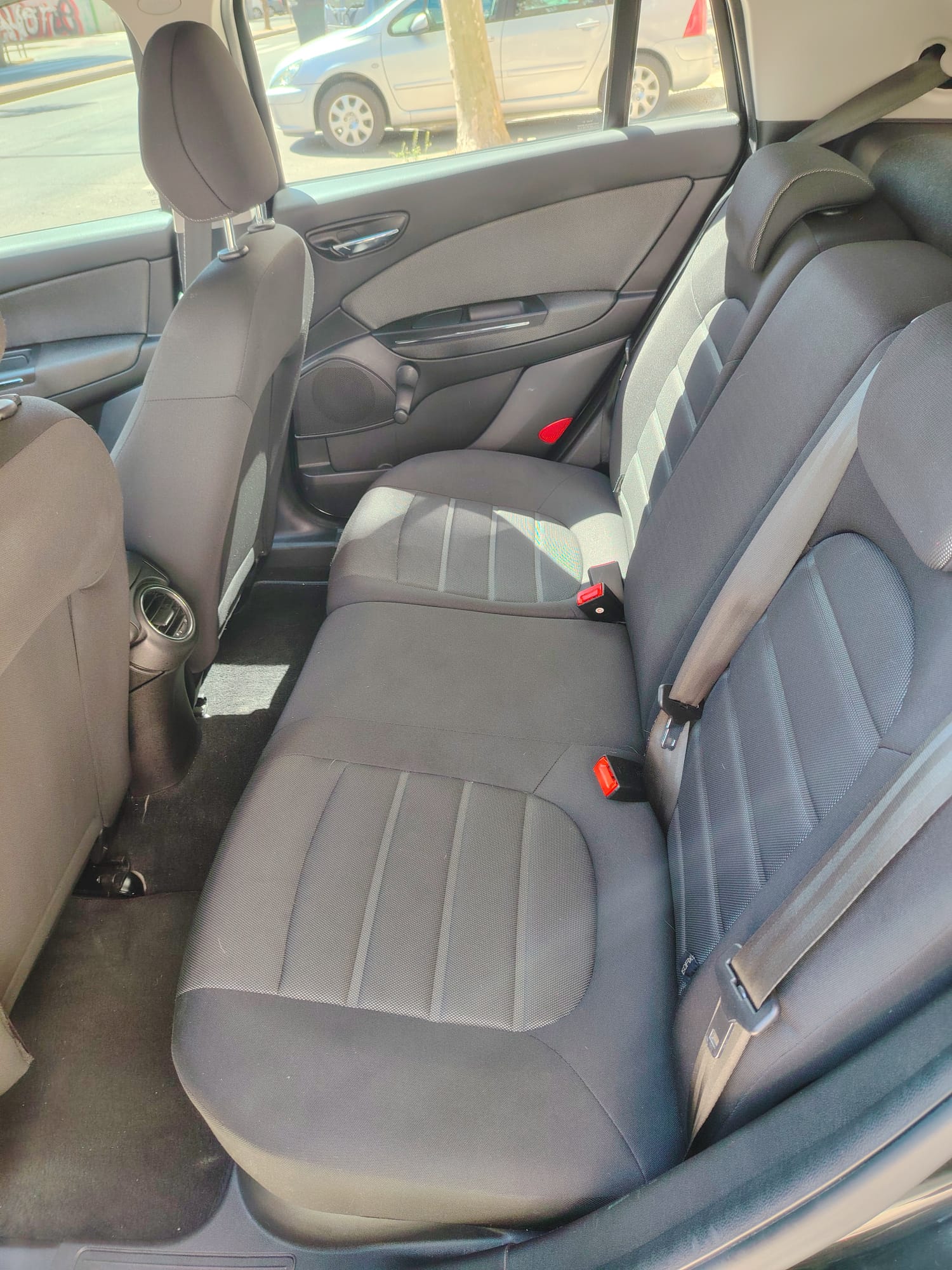 WhatsApp Image 2026-04-04 at 17.33.28 (1)